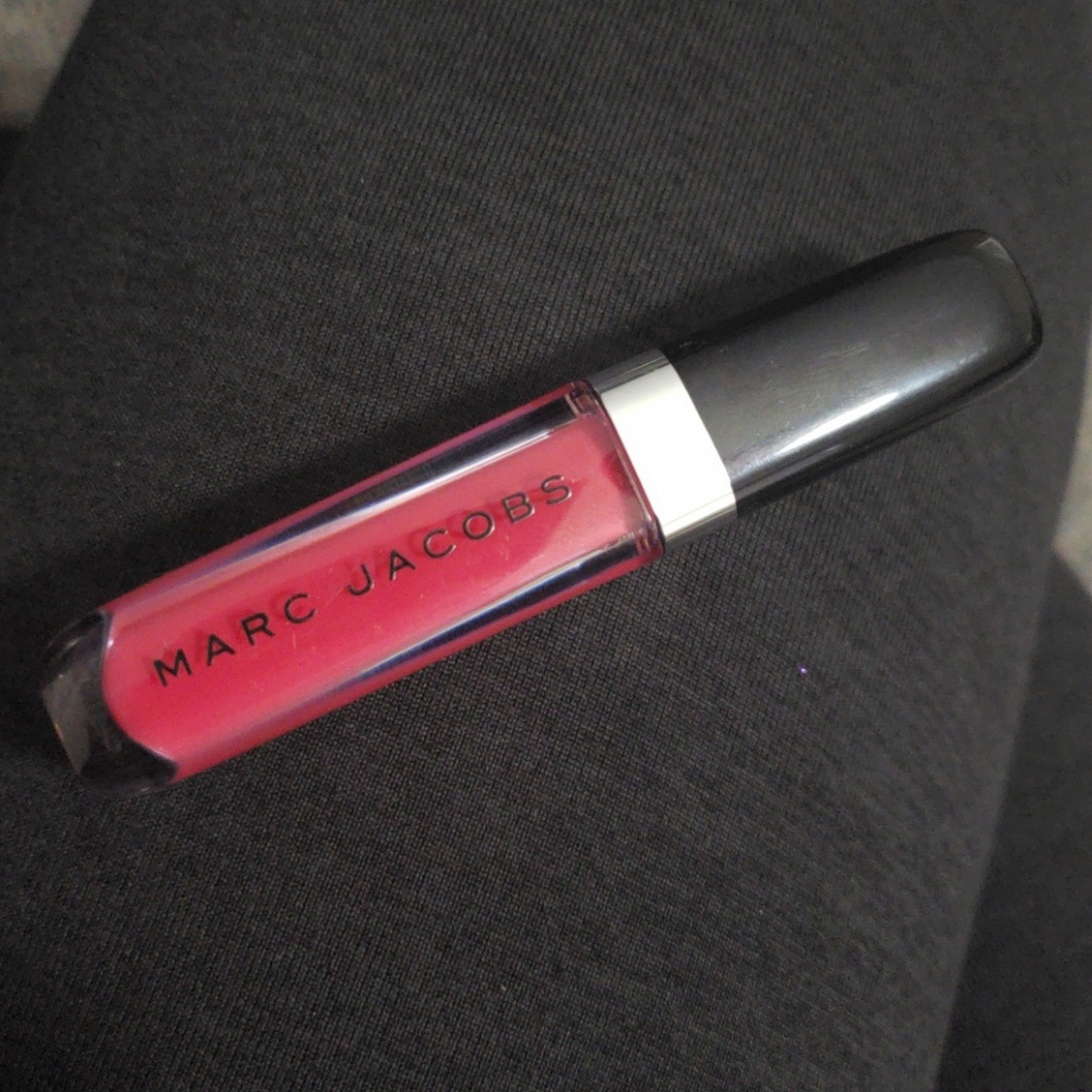 Marc jabs enamored lip gloss